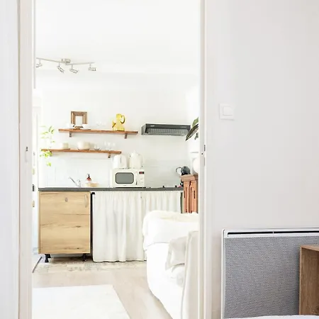 Apartment Et Lumineux T2 Dans Le Centre Historique *
